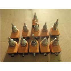 Lot of (11) IFM Efector Switch
