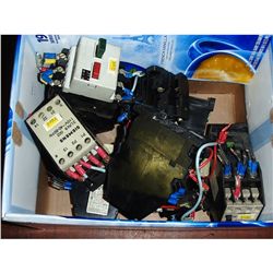 Lot of Misc Siemens Electrical Contactors / Breakers
