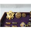Image 3 : LOT BOX ASSORTED ANTIQUE MILITARY PINS AND BUTTON