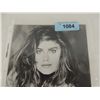 Image 3 : 8X10 STUDIO PHOTO AUTOGRAPHED KATHY IRELAND COA