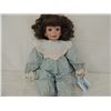 Image 2 : LAURA COBABE "KRISTEN" PORCELAIN DOLL