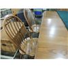 Image 5 : AMISH OAK DINING TABLE WITH 6 CHAIRS
