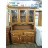 Image 2 : OAK COUNTRY DINING ROOM BUFFET HUTCH
