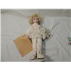 Image 2 : LOT 3 PORCELAIN DOLLS 15" TALL
