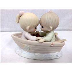 Precious Moments Figurine "Friends Never Drift Apart"