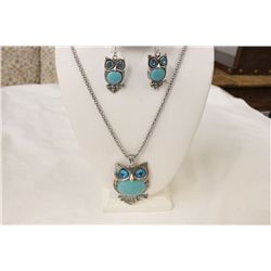 Designer Owl Necklace and Earrings With Turquoise Like Stones