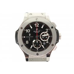 WATCH: [1] Mens st.steel & Kevlar Hublot Big Bang chronograph wristwatch; 44.2mm case; black dial w/