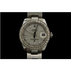 WATCH: [1] Gents/Ladies stainless steel and dia Rolex Oyster Perpetual DateJust midsize wristwatch. 