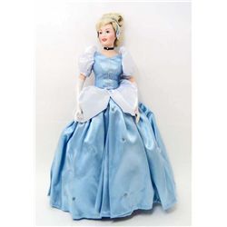 DISNEY FRANKLIN HEIRLOOM CINDERELLA PORCELAIN DOLL