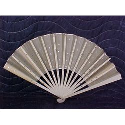 Early 20th century hand fan