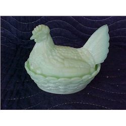 Jadite hen covered dish