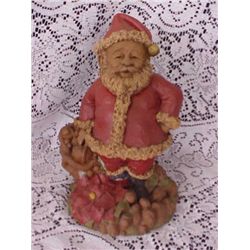 Tom Clark "Santa I" 1983 crush walnut figurine