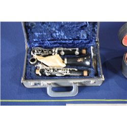 CLARINET IN CASE