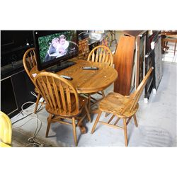 SOLID OAK DINING TABLE WITH LEAF AND 4 CHAIRS