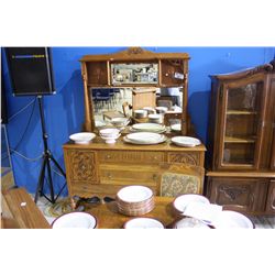 SOLID OAK MIRRORED BACK SIDEBOARD