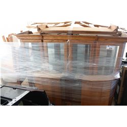 PALLET LOT INCLUDING ONE COMPLETE OAK DINING ROOM SUITE