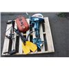 Image 1 : PALLET LOT INCLUDING A GAS EVENRUDE BOAT MOTOR, ELECTRIC BOAT MOTOR, GAS TANK AND SET OF PADDLES