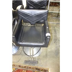 GAS LIFT HAIR DRESSING CHAIR