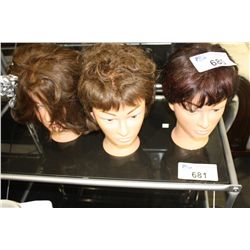 3 MANNEQUIN HEADS