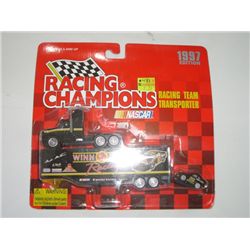 1997 EDITION NASCAR RACING CHAMPIONS *MARK MARTIN-WINN DIXIE* IN ORIGINAL PACKAGE!!