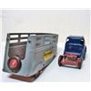 Image 2 : 1940S WYANDOTTE PRESSED STEEL TRUCK & TRAILER TOY