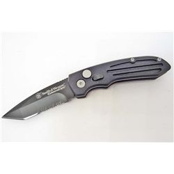 SMITH & WESSON EXTREME OPS BUTTON LOCK KNIFE - BLACK