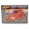 Image 1 : VINTAGE MONOGRAM '37 FORD STREET ROD MODEL KIT NIB
