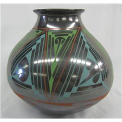 Mata Ortiz Polychrome Jar by Lucie Soto