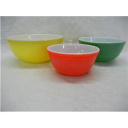 Pyrex Graduated Bowl Set, Red, Green, Yellow