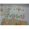 Image 3 : Lot of Embroidered Linens & Doilies