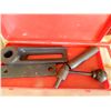 Image 1 : AUTOMOTVE TOOL IN RED CASE - PULLER