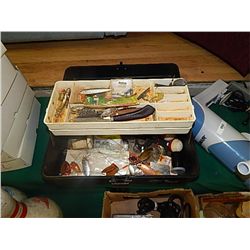 TACKLE BOX AND CONTETNS