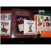 Image 1 : LOT OF (7) LIKE NEW ANTIQUE & COLLECTIBLE  PRICE & VALUE GUIDE BOOKS, AS SHOWN
