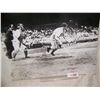 Image 1 : JOE DIAMAGGIO HAND SIGNED BLACK & WHITE PICTURE