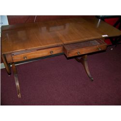 VINTAGE TABLE