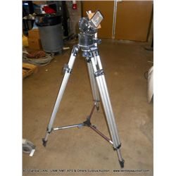 PETER LIS & 500 TRIPOD (print sequence:) 35249