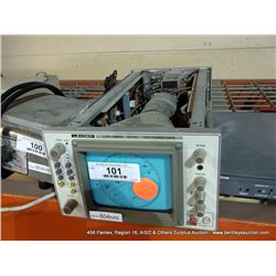 LEADER LVS-5850 NTSC VECTOR SCOPE