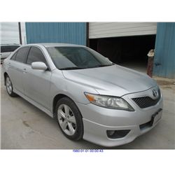 2011 - TOYOTA CAMRY