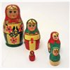 Image 1 : VINTAGE HAND PAINTED RUSSIAN NESTING 5 DOLL SET