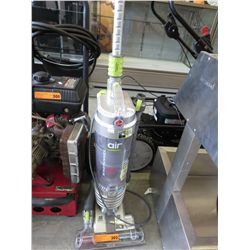 Hoover bagless vacuum