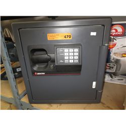Sentry electronic safe