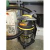 Image 1 : Stanley shop vac 2.8 HP