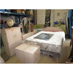 6 Piece bedroom suite