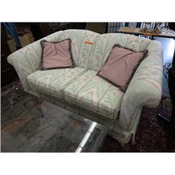 Skylar-Peplar sofa & love seat