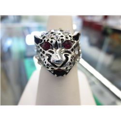 Cool leopard ring studded w/ white & red crystals