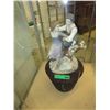 Image 1 : Large Nadal figurine