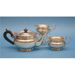 A George V 3-piece silver tea set, of compressed circular form with tongue and dart border, 1911...