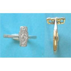 An Art Deco 18ct gold 3-stone diamond ring £180-220...