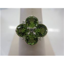Sterling silver peridot & diamond flower ring