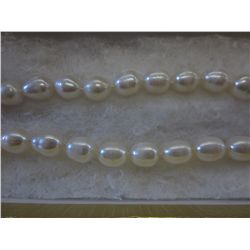 New Baroque-shape freshwater pearl necklace